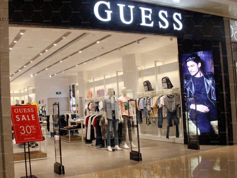 В магазине одежды GUESS установлено противоугонное устройство Cuba Beauty AM6811
